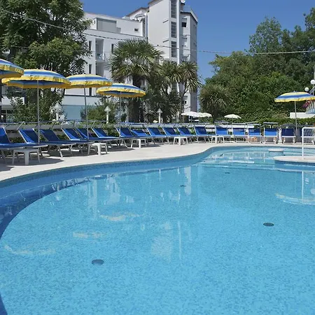 Lägenhetshotell Torretta 3*